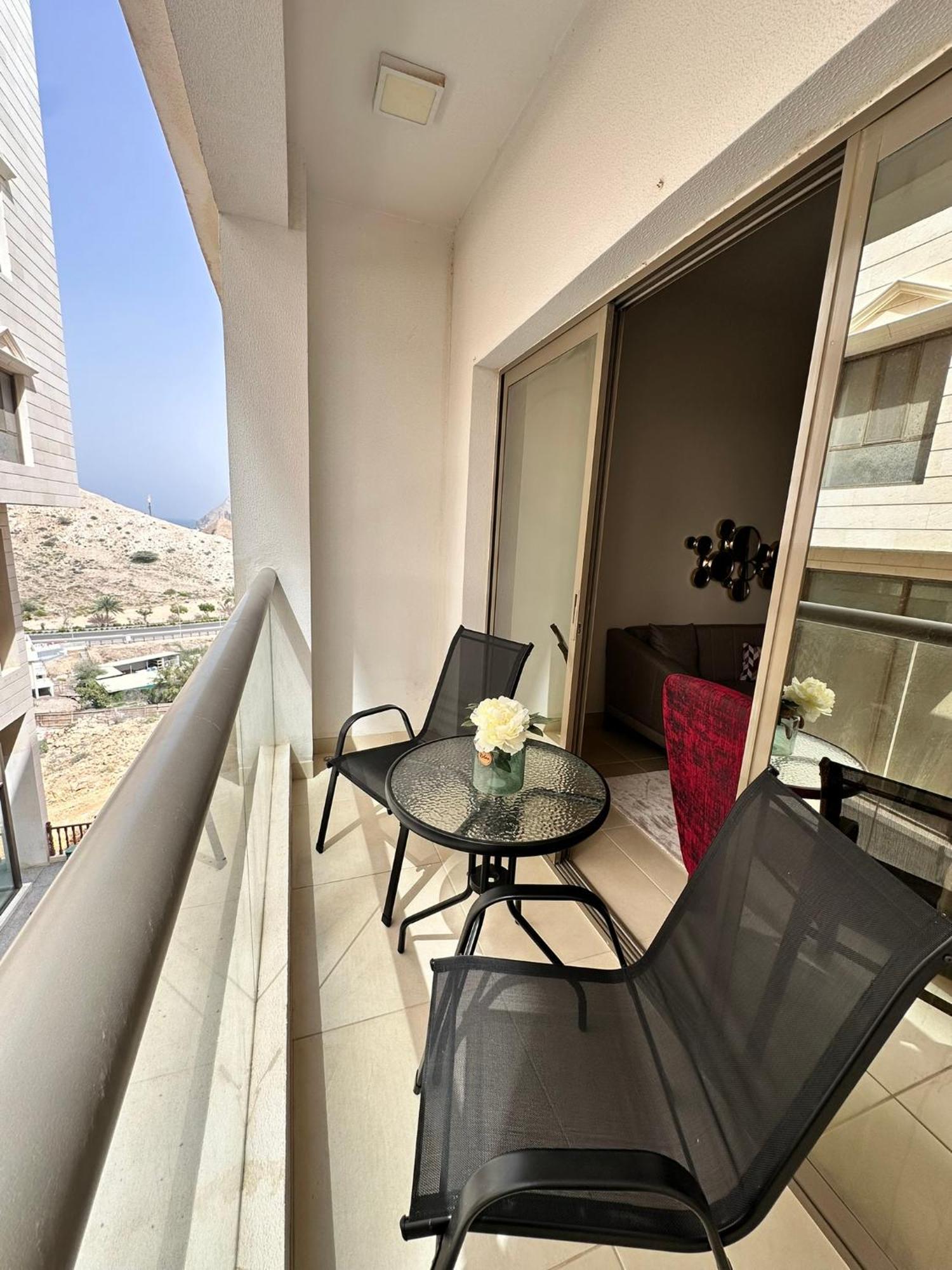 Gem - 1 Bedroom, 3 Beds * Muscat