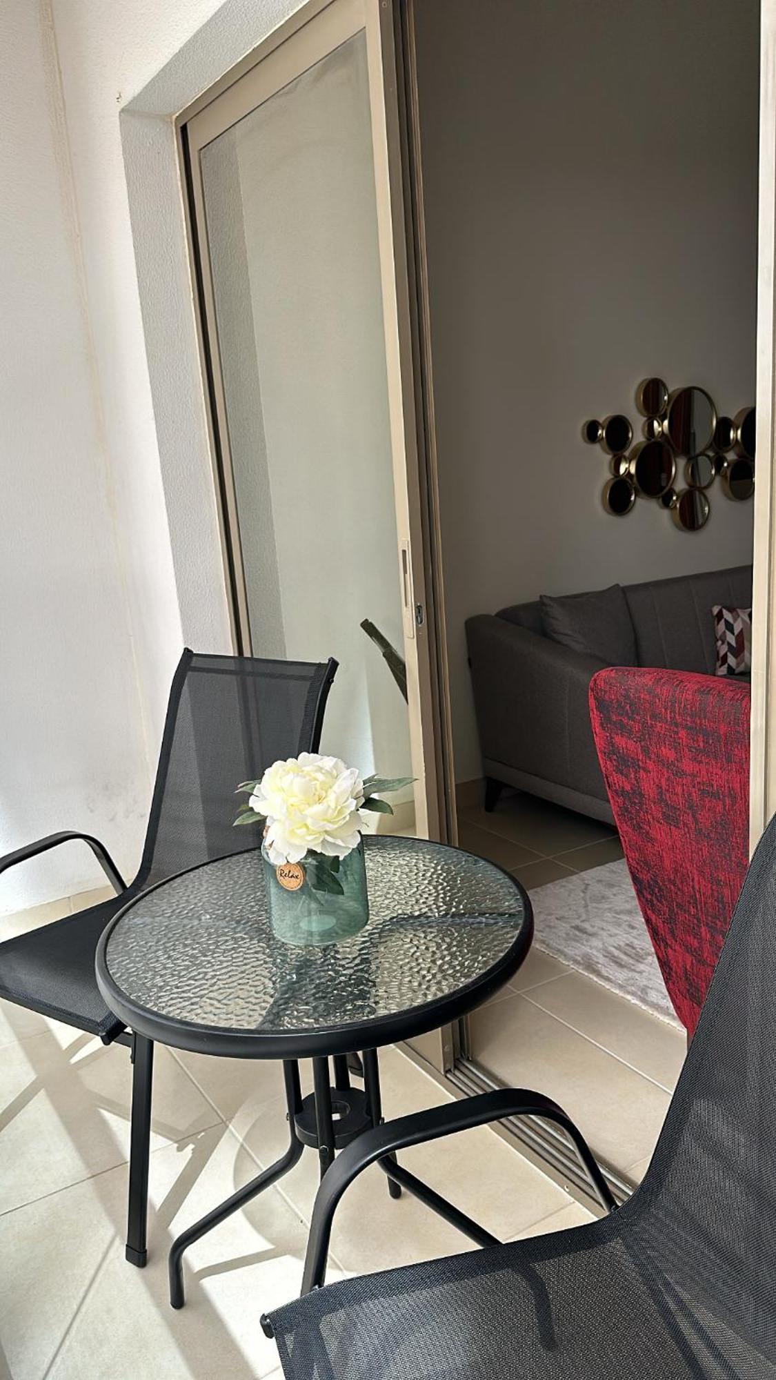 Gem - 1 Bedroom, 3 Beds * Muscat