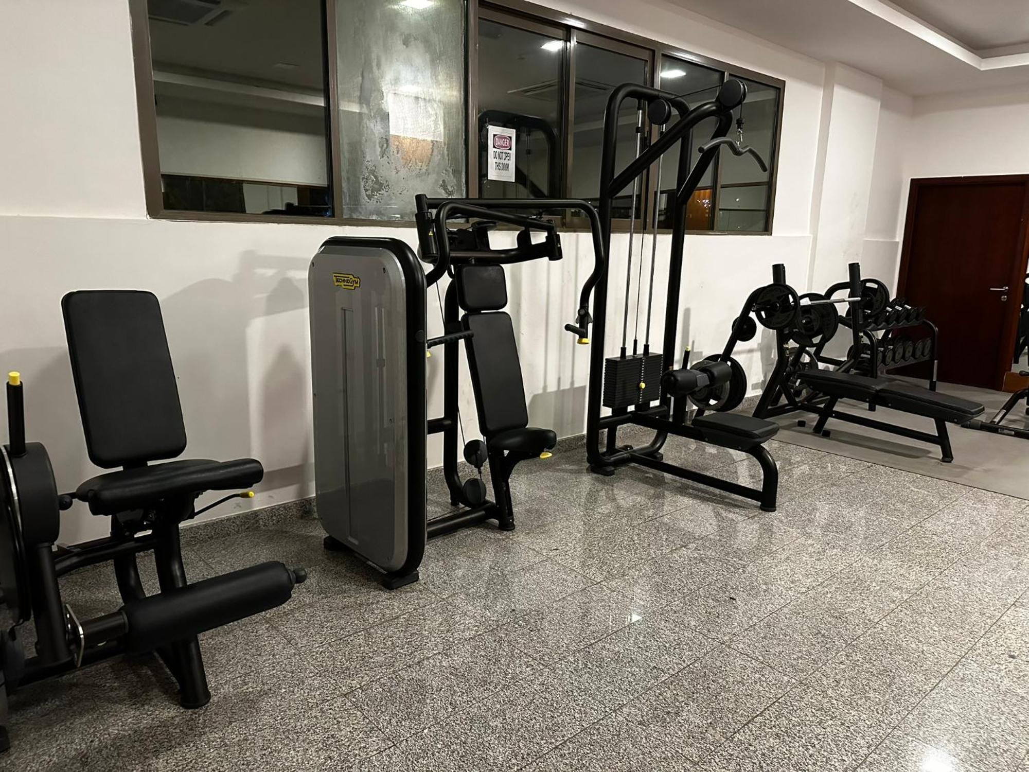 Gem - 1 Bedroom, 3 Beds * Muscat